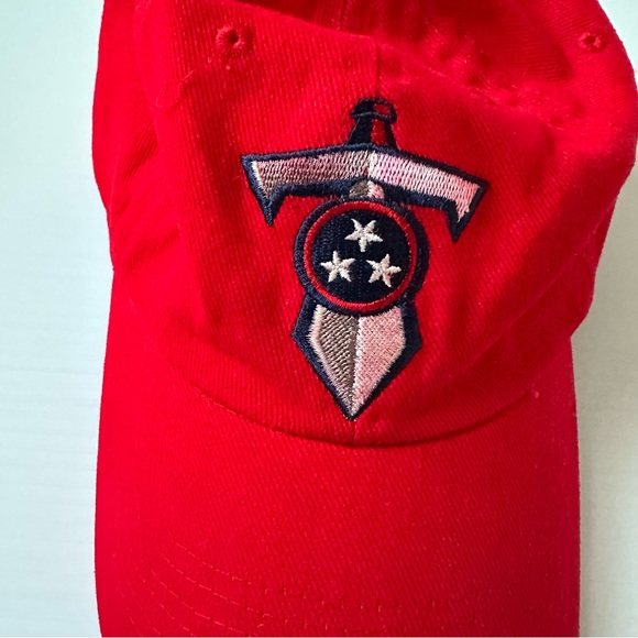 Tennessee Titans Needlepoint Red Cap Hat Tailgating Zone Adjustable - Picture 2 of 7